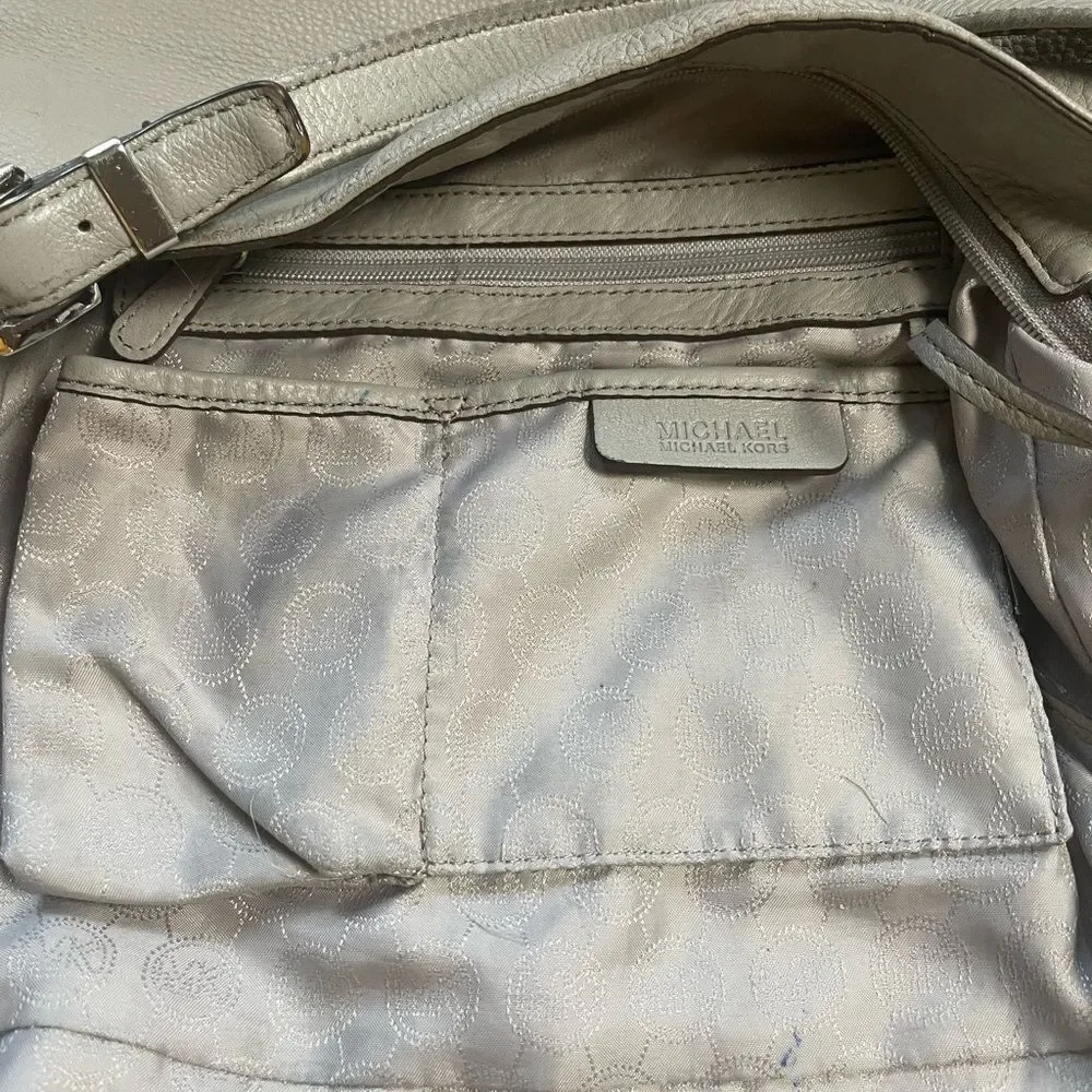 Michael Kors Gray Slouchy Leather Satchel/Shoulder Bag silver tone hardwares.
